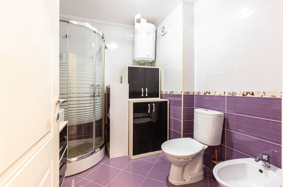 Tirane, shitet apartament 2+1+Ballkon Kati 7, 163 m² 198.000 € (astir pran bar artist)