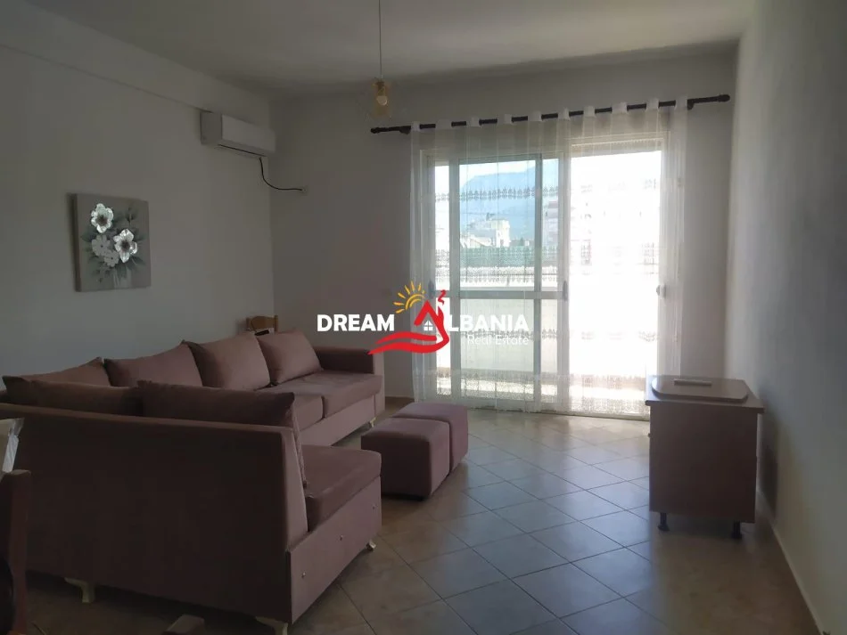 Tirane, jepet me qera 1+1 Kati 3, 80 m² 520 € (tek Rruga Riza Cerova)