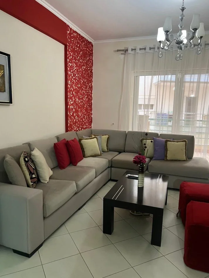 Sarande, apartament 2+1 Kati 4, (rruga 5)
