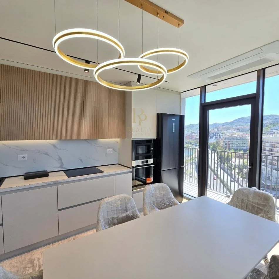 Tirane, jepet me qera apartament 2+1+Ballkon Kati 7, 150 m² 2.300 € (Lake View Residence)