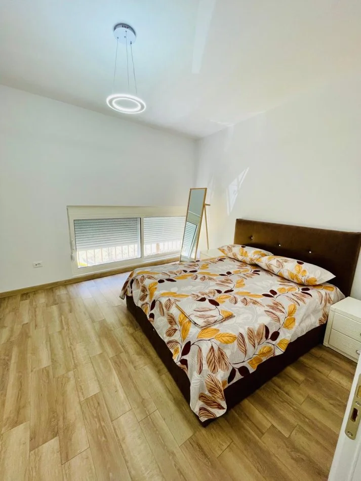 Tirane, jepet me qera apartament 2+1+Ballkon Kati 3, 75 m² 450 € (Tonin Arapi)
