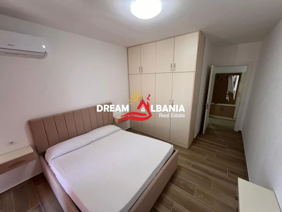 Tirane, jepet me qera apartament 2+1 , 100 m² 490 € (tek Kompleksi Rezidencial “Univers City”)