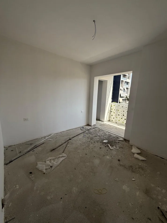 Tirane, shitet apartament 1+1+Ballkon Kati 3, 71 m² 185.000 € (Corner Residence)
