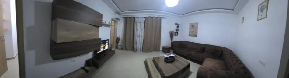 Tirane, jepet me qera apartament 2+1+Ballkon Kati 2, 65 m² 500 € (UNAZA E MADHE BILL KLINTON TEK KODRA E DIELLIT)