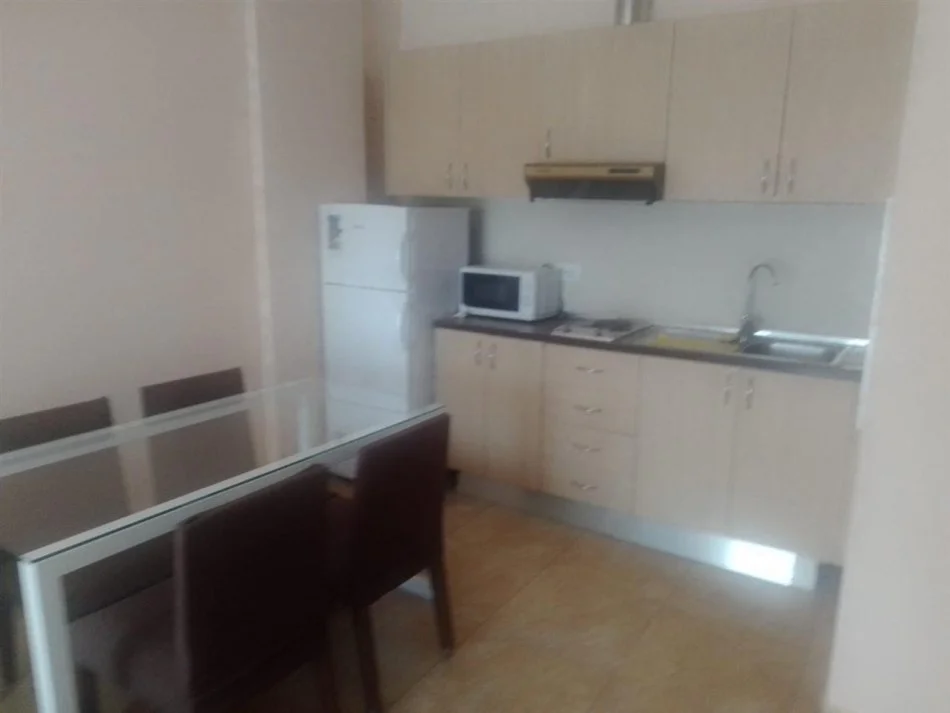 Tirane, jap me qera apartament 2+1+Ballkon Kati 2, 71 m² 510 € (kder djelli 1)