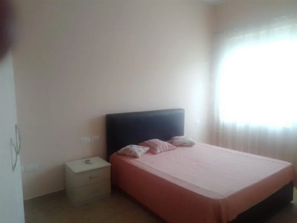 Tirane, jap me qera apartament 2+1+Ballkon Kati 2, 71 m² 510 € (kder djelli 1)