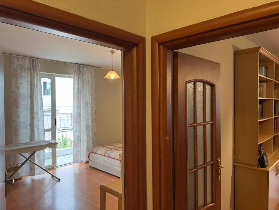 Tirane, jepet me qera apartament 2+1+Aneks+Ballkon Kati 4, 100 m² 600 € (RRUGA FADIL RADA, TEK ATSH)