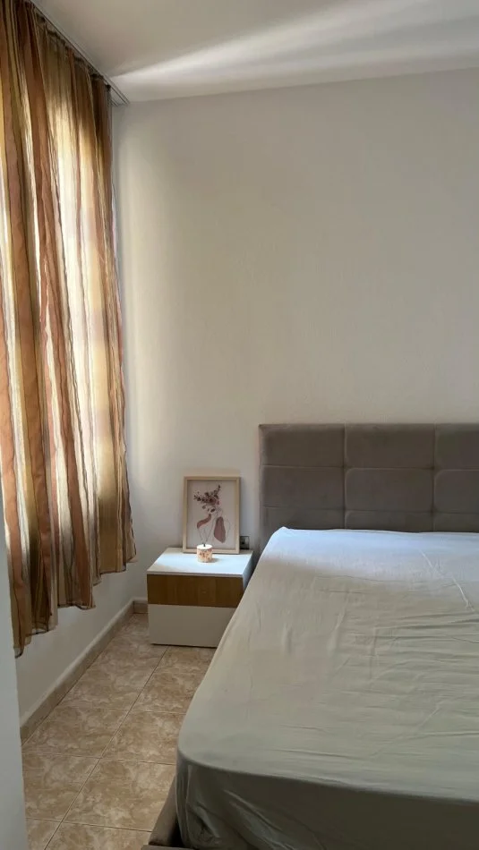 Tirane, jepet me qera apartament 1+1+Aneks+Ballkon Kati 6, 65 m² 55.000 € (Zogu Zi)