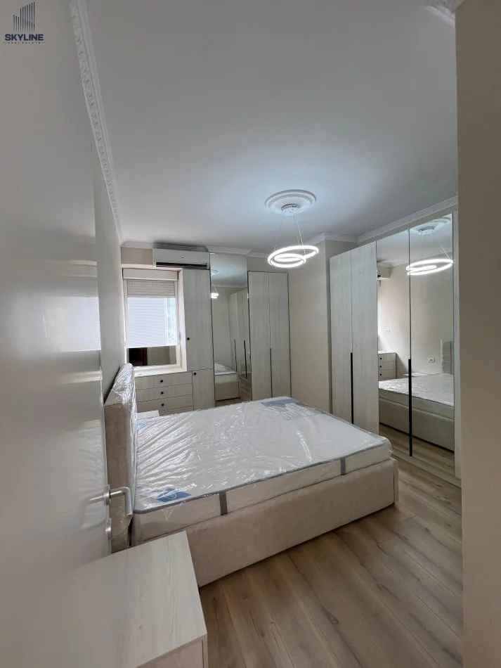 Tirane, jepet me qera apartament 1+1 Kati 6, 70 m² 650 € (Bulevardi i Ri)
