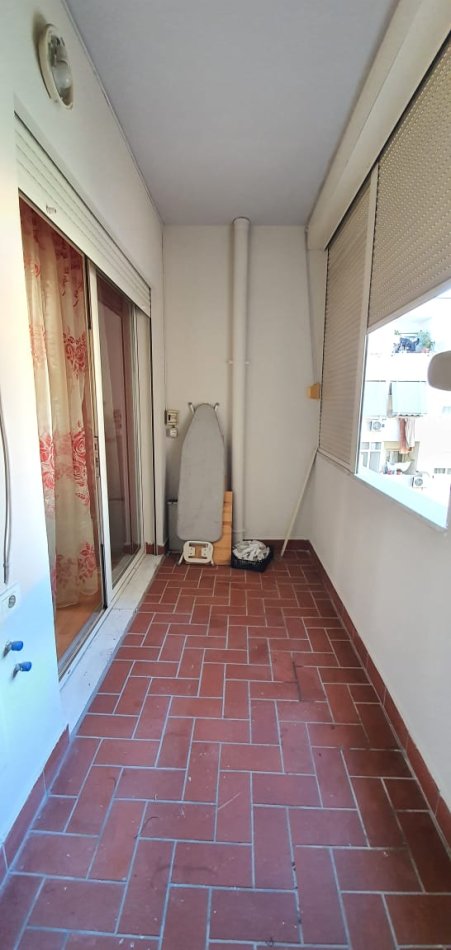 Tirane, jepet me qera apartament 2+1+Ballkon Kati 2, 126 m² 750 € (Kristal Center)