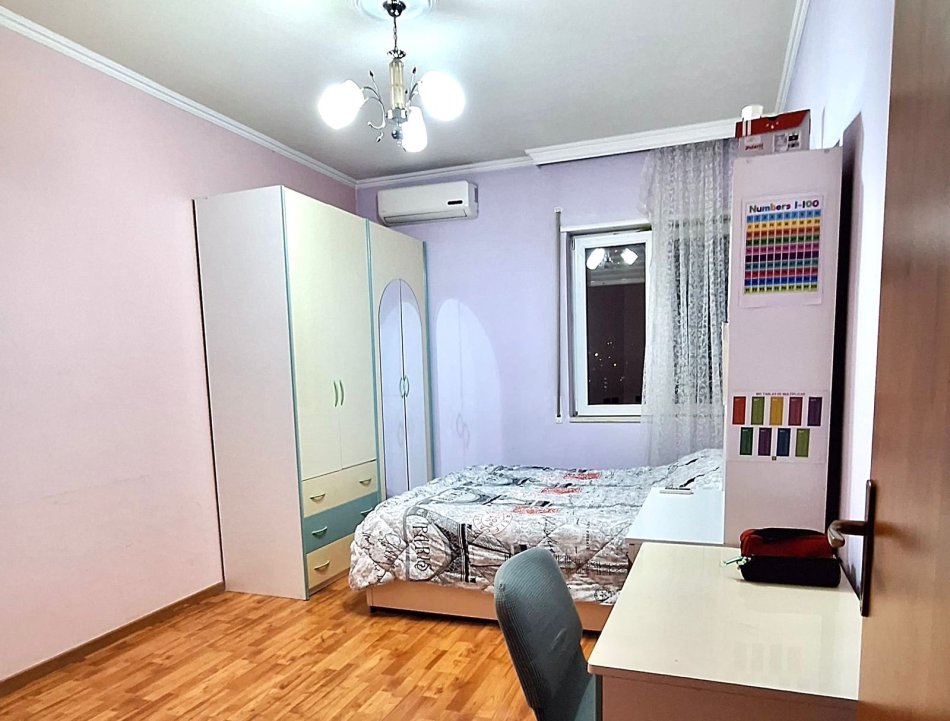 Me Qera : 3+1+2wc📍Brryl (Buze Lanes) - 700€- S.170m² - Kt.12 || Kuzhine me vete✨️