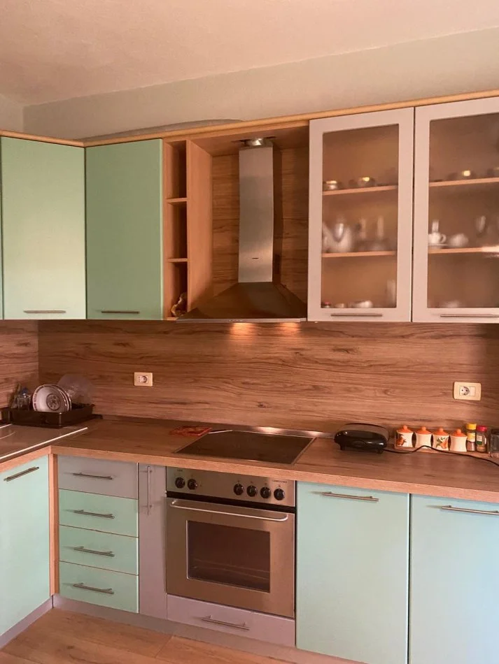 Tirane, jepet me qera apartament 2+1+Aneks+Ballkon Kati 2, 100 m² 700 € (Vasil Shanto)