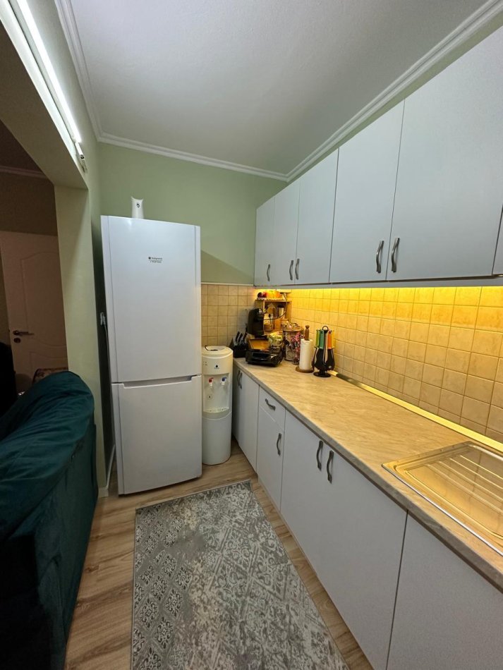 Tirane, shitet apartament 1+1+Ballkon Kati 5, 63 m² 108.000 € (Rruga Ndre Mjeda Ish Parku)