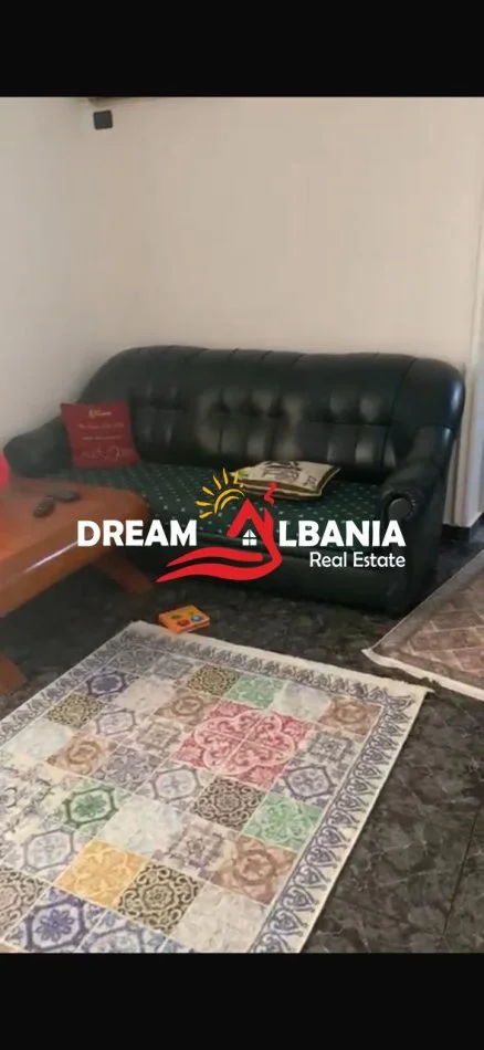 Tirane, jepet me qera apartament 2+1 , 83 m² 550 € (ne Rrugen e Elbasanit prane Shkolles se Baletit)