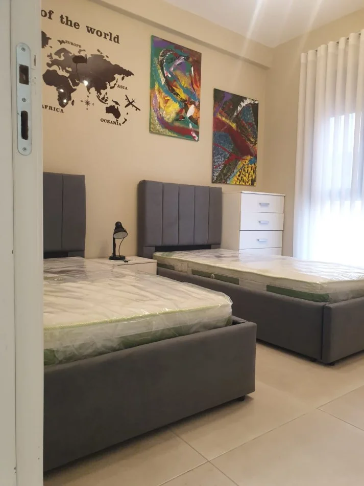 Tirane, jepet me qera apartament 2+1 Kati 5, 70 m² 1.000 € (Rezidenca Botaniku)