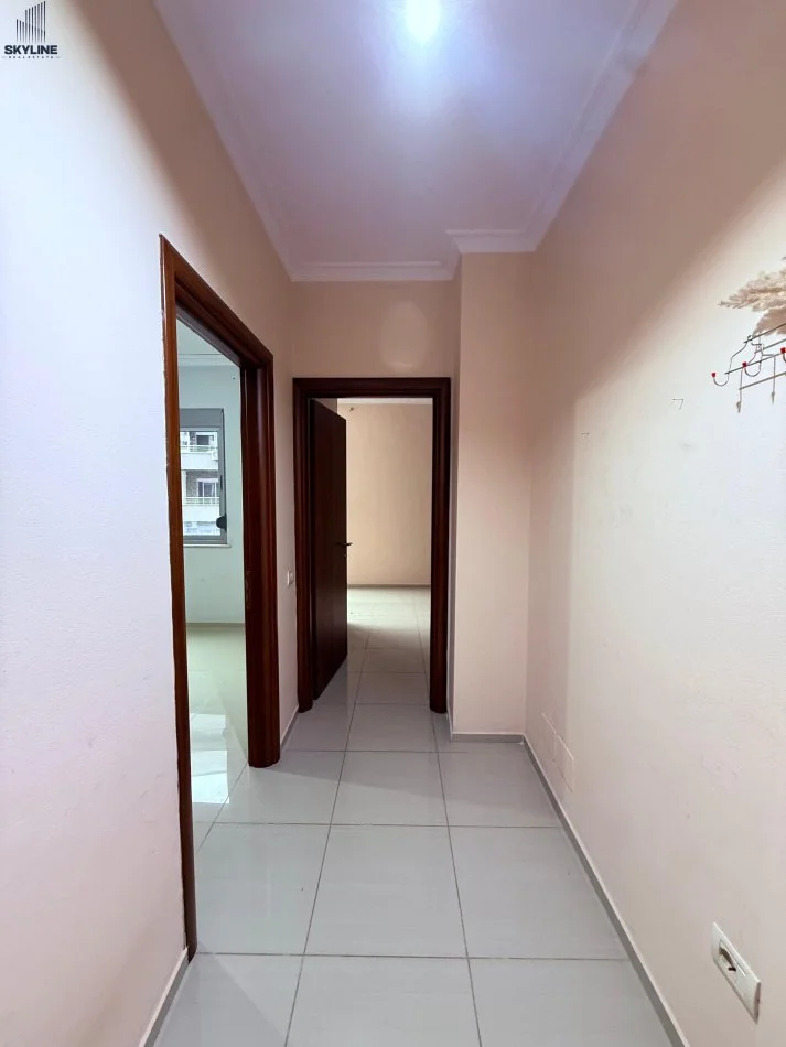 Tirane, shitet apartament 2+1 Kati 4, 100 m² 140.000 € (Astir)