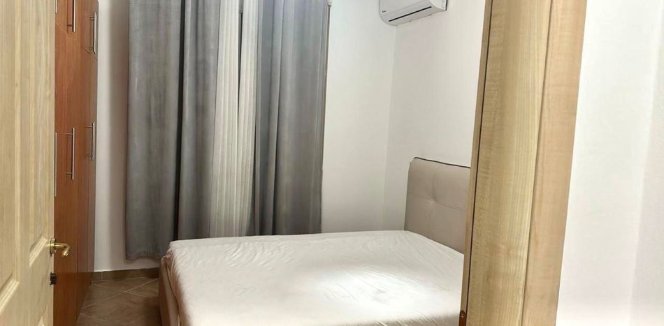 Me Qira Apartament💫: 2+1+1Wc & 1 Ballkone + GARAZHD 📍 Qender ,Rruga Fortuzi || 870€/Muaj
