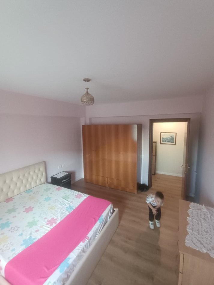 Tirane, jepet me qera nga Pronari, pa-komision apartament 2+1+Ballkon Kati 5, 94 m² 400 € (Spitali Hygea - Casa Italia)