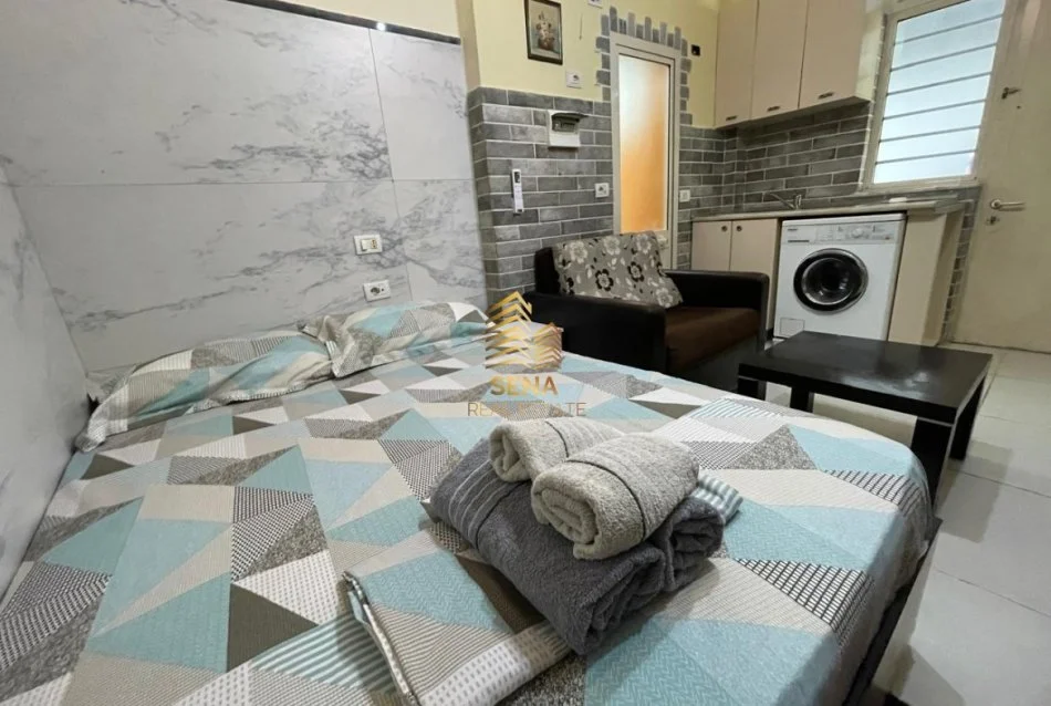 Tirane, jepet me qera apartament 1+1 Kati 1, 35 m² 310 € (Siri Kodra)
