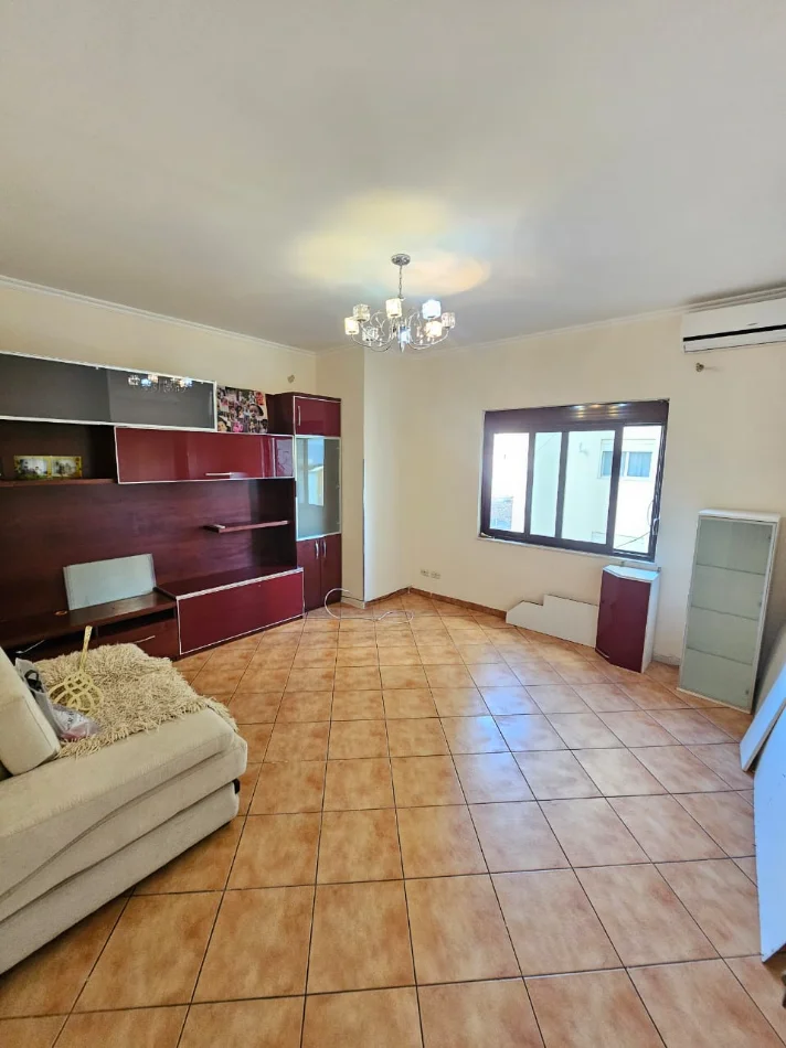 Durres, shitet apartament 1+1+Aneks+Ballkon Kati 3, 77 m² 85.000 € 
