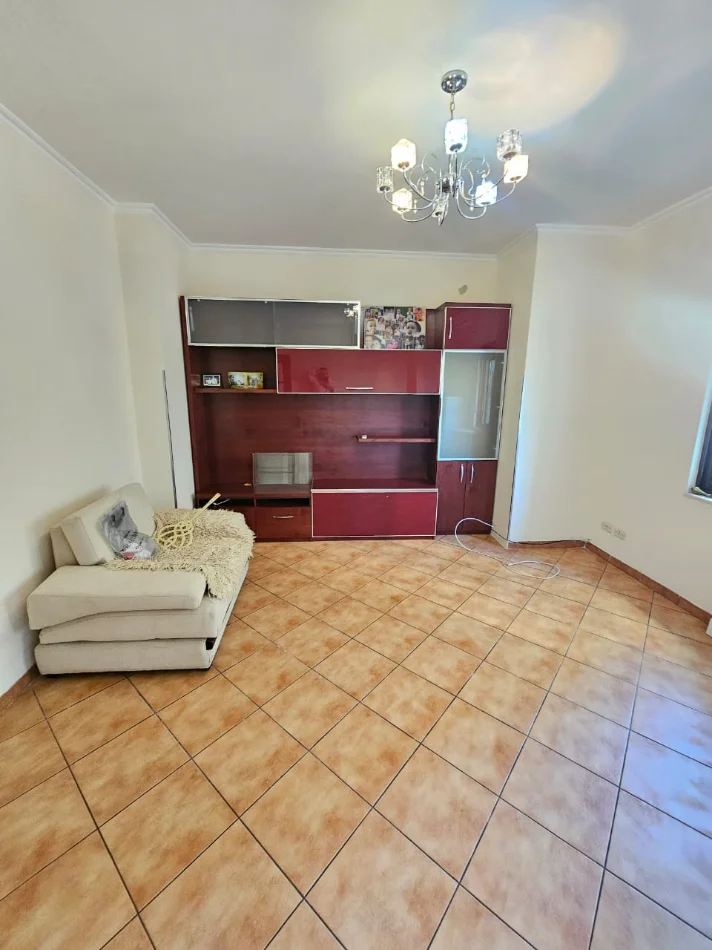Durres, shitet apartament 1+1+Aneks+Ballkon Kati 3, 77 m² 85.000 € 