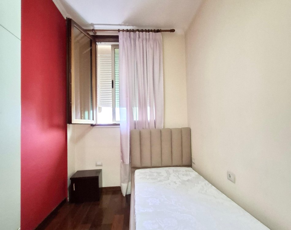 Jepet Me Qera: Duplex 3+1+2wc & 2 Ballkone (📍Eleonora - Kodra E Diellit) || 700€ || I Kompletuar Dhe Investuar Nga Pronaret