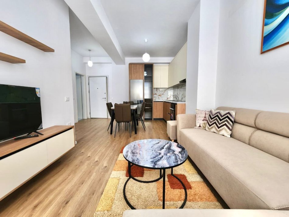 Me Qera: Apartament 1+1 | 65 m² | I RI (hera e parë me qira 🔥) 📍 Kompleksi Kaimi, Ali Demi  Çmimi: 450€/Muaj