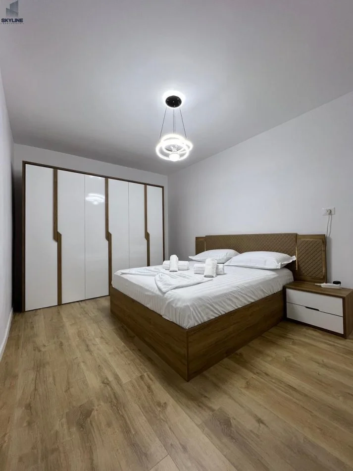Tirane, jepet me qera apartament 2+1 Kati 0, 100 m² 700 € (Rruga e kavajes)