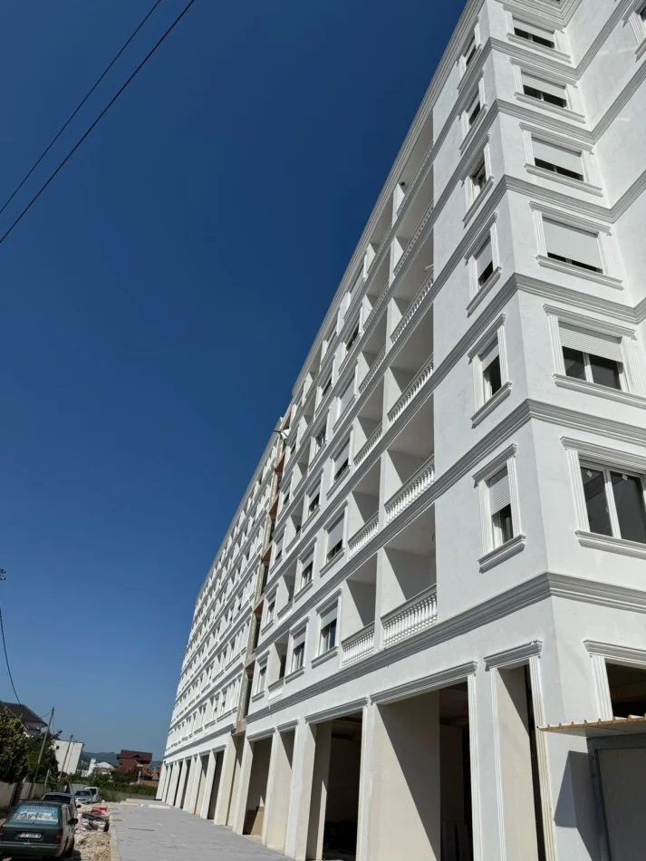 Shitet apartament Kamez, rrethi i Ullirit, 2+1 Kati 6, 126 m² 97 €