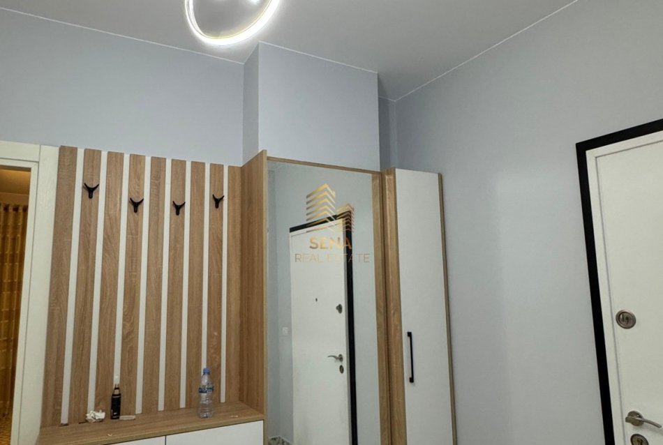 Tirane, jepet me qera apartament 1+1+Ballkon Kati 3, 60 m² 400 € (Rruga Ramazan Gaxheri)