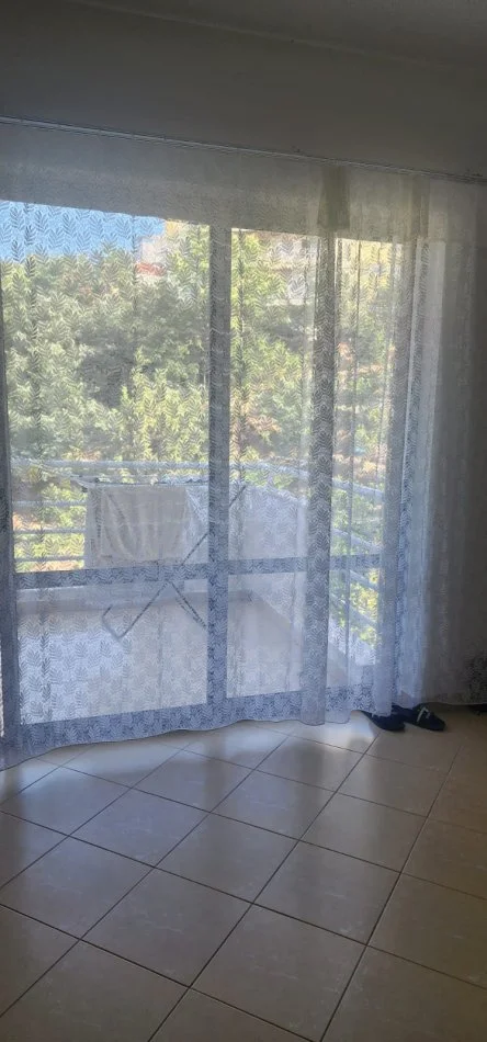 Tirane, jepet me qera apartament 1+1+Ballkon Kati 5, 64 m² 380 € (RRUGA MUHAMED DELIU, TEK 3D, FRESK)