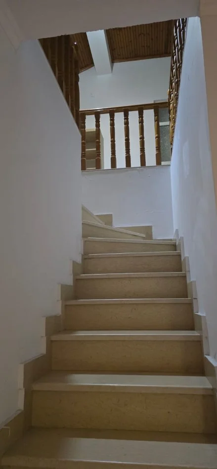 jepet me qera apartament duplex Dublex Kati 3, 125 m² 700 € (gramoz pashko)