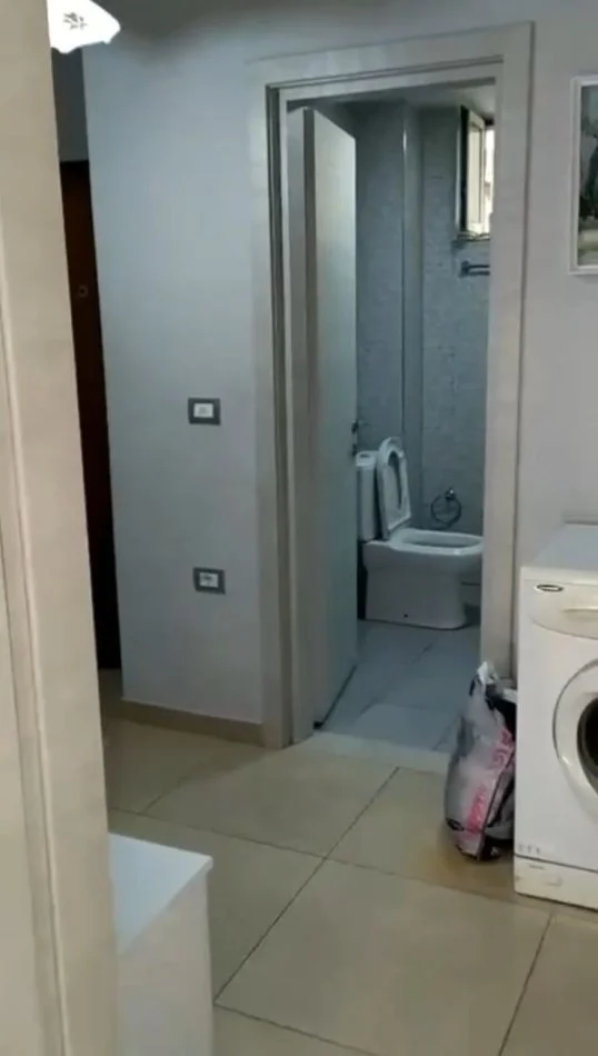 Tirane, jepet me qera apartament 1+1+Ballkon Kati 3, 65 m² 600 € (Myslym Shyri)