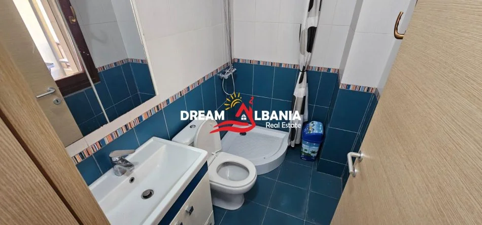 Tirane, jepet me qera apartament 2+1 , 100 m² 650 € (tek Kopshti Botanik)