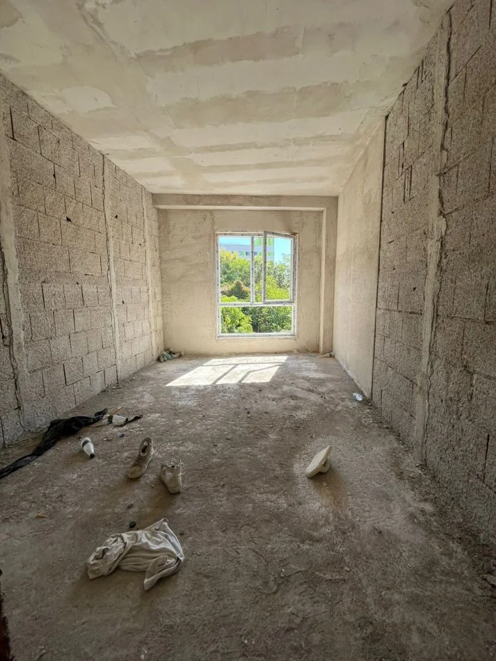 Tirane, shitet apartament 1+1+Ballkon Kati 3, 69 m² 95.000 €