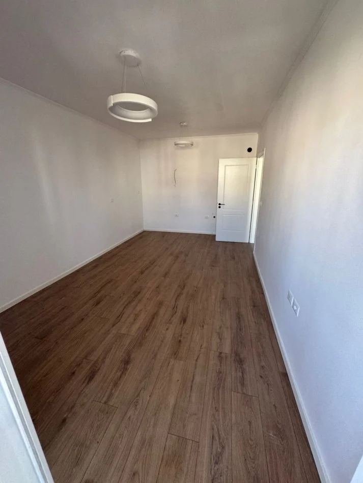 Tirane, shitet apartament 1+1+Ballkon Kati 7, 54 m² 115.000 € (don bosko)