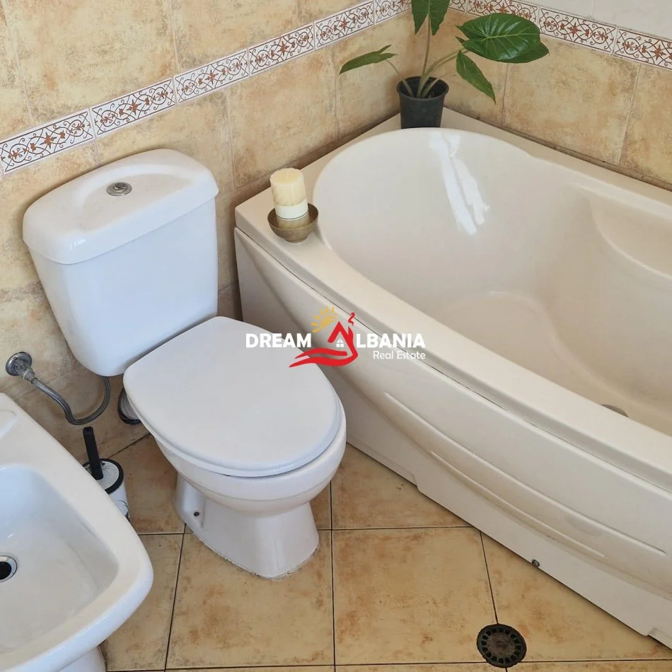 Tirane, jepet me qera apartament 2+1 , 150 m² 500 € (Rruga Siri Kodra)