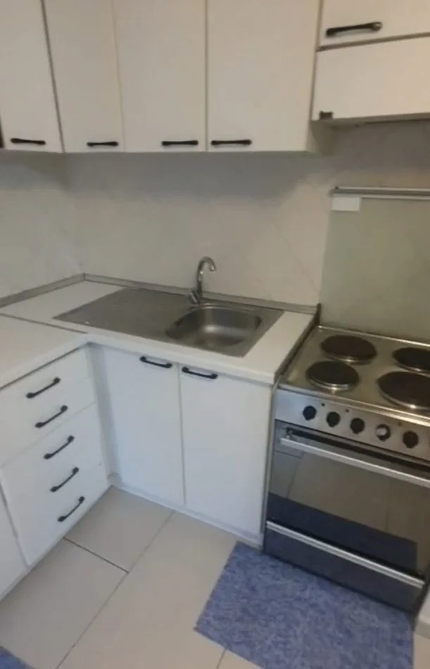 Tirane, jap me qera apartament 1+1+Ballkon Kati 3, 66 m² 610 € (myslym shyr)