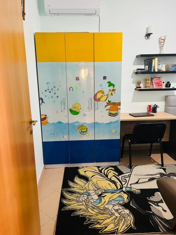 Durres, jepet me qera Vile 3+1+Ballkon Kati 2, 146 m² 400 € (Rruga e Teqes, Arapaj .Durres)