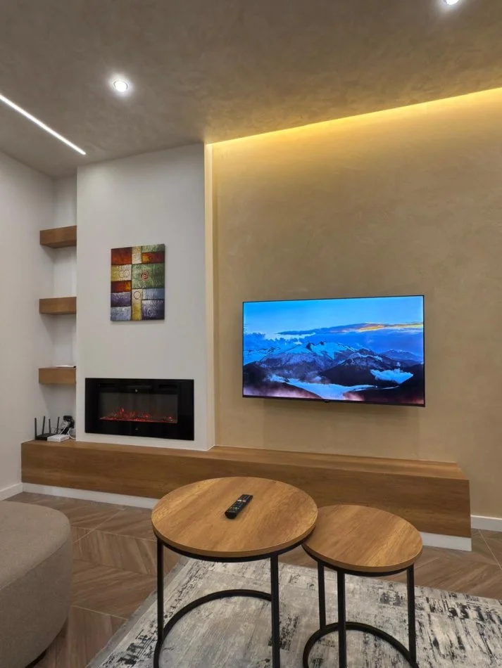 Durres, jepet me qera apartament 2+1+Ballkon , 95 m² 1.100 € (27 kateshi)