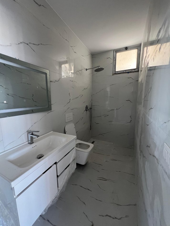 Tirane, shitet apartament 1+1 Kati 7, 64 m² 95.000 € (Rruga Astrit llosha)