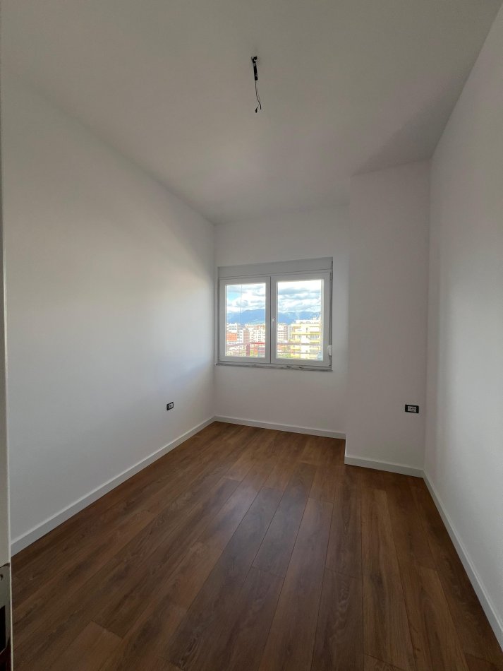 Tirane, shitet apartament 1+1 Kati 7, 64 m² 95.000 € (Rruga Astrit llosha)