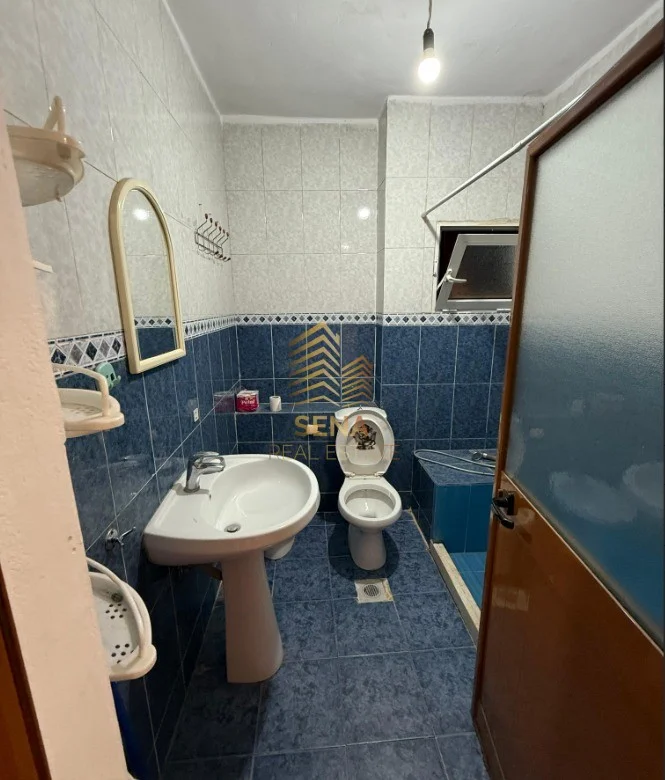 Tirane, shitet apartament 3+1+Aneks+Ballkon Kati 3, 120 m² 248.000 € (Komuna e Parisit)