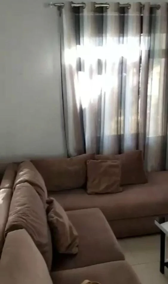 Tirane, jap me qera apartament 1+1+Ballkon Kati 3, 65 m² 550 €