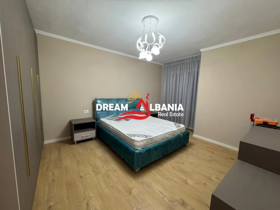 Tirane, shitet apartament 2+1+Ballkon Kati 7, 96 m² 150,000 € (Ne Yzberisht, prane Nela 6)