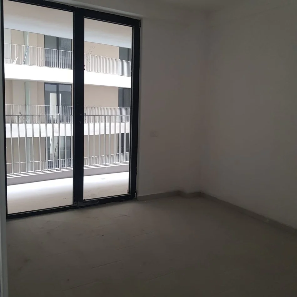 Tirane, jap me qera apartament 3+1+Ballkon Kati 4, 120 m² 1.250 € (mine peza)