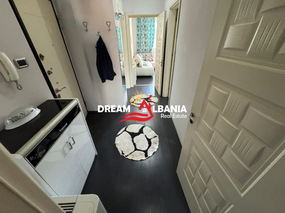 Tirane, shitet apartament 2+1 Kati 4, 82 m² 168.000 € (Rruga e Durresit)