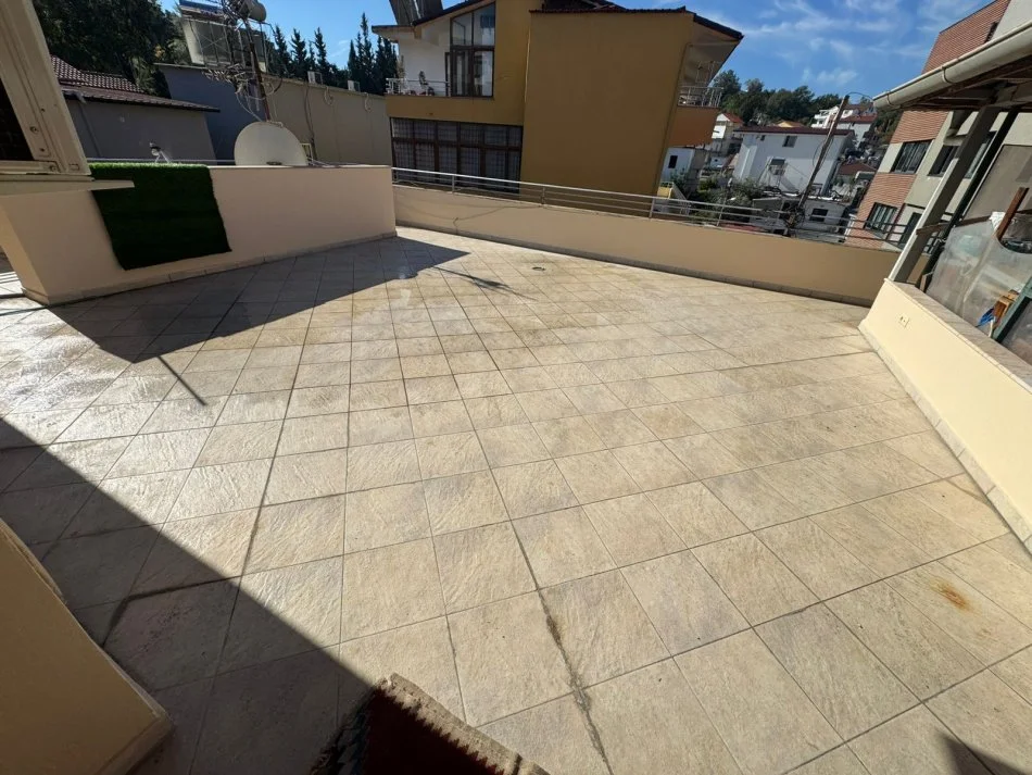 Tirane, jepet me qera apartament 2+1 Kati 3, 45000 lek