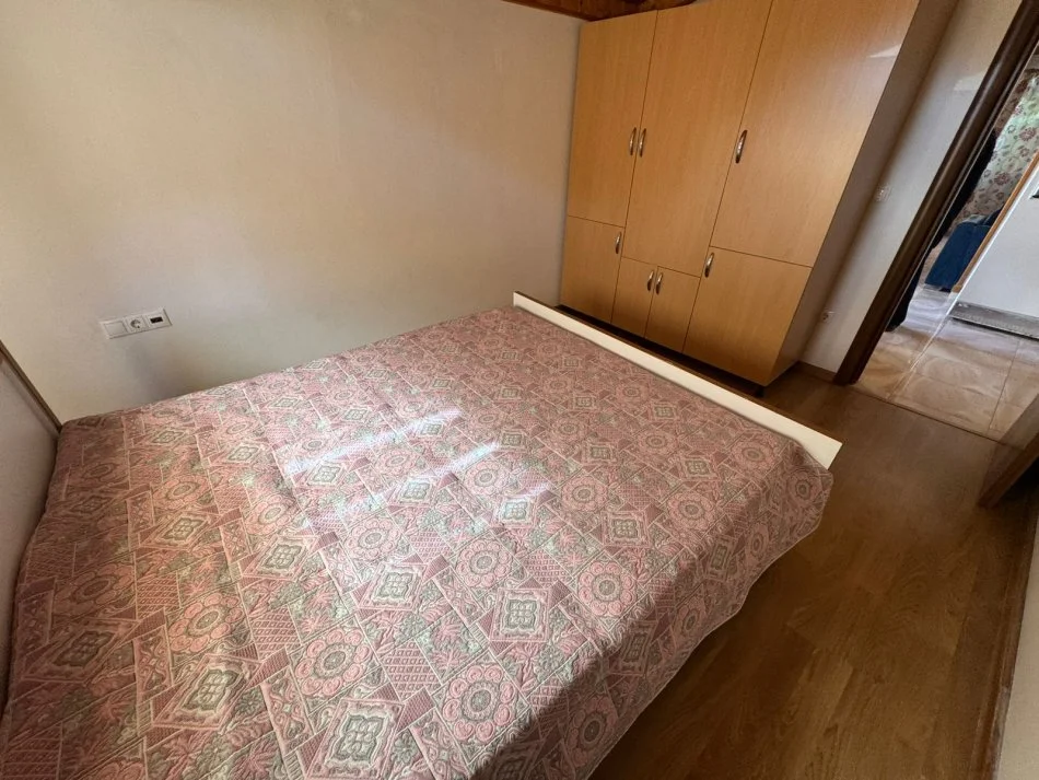 Tirane, jepet me qera apartament 2+1 Kati 3, 45000 lek