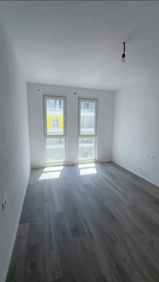 Tirane, shitet apartament 2+1+Aneks+Ballkon Kati 6, 97 m² 105.900 € (Kompleksi Univers City)